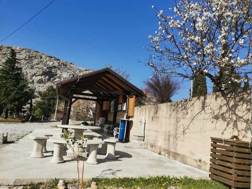 Relaxed Place By The Sea Чезарица Экстерьер фото